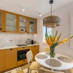 Lisie Sprawki Villa *