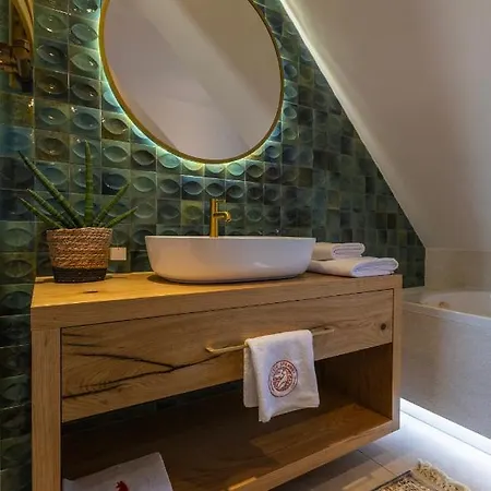 Lisie Sprawki Villa