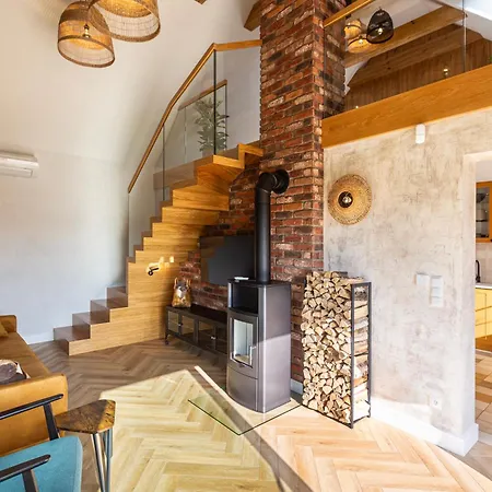 Lisie Sprawki Villa