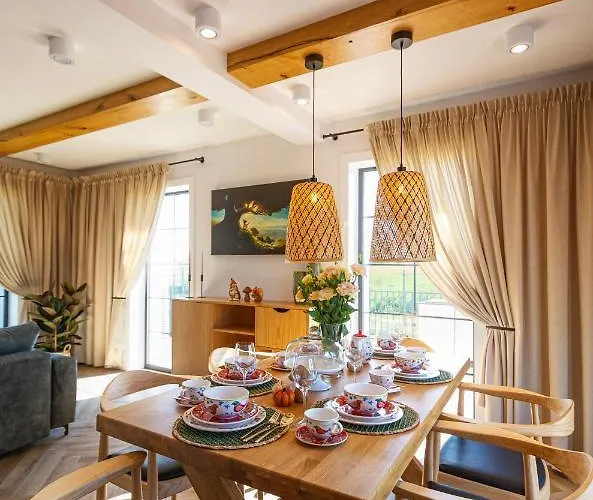 וילה Lisie Sprawki Beblo